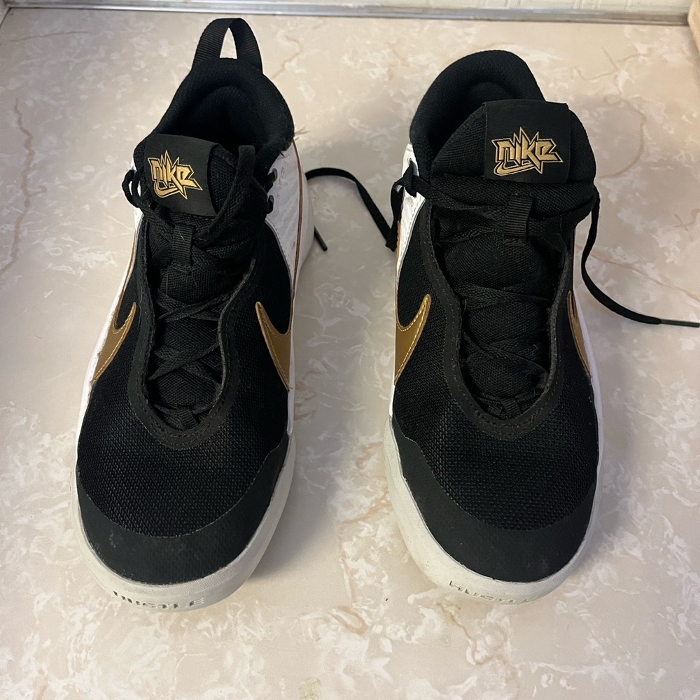 Youth Nike Hustle DX-SU21